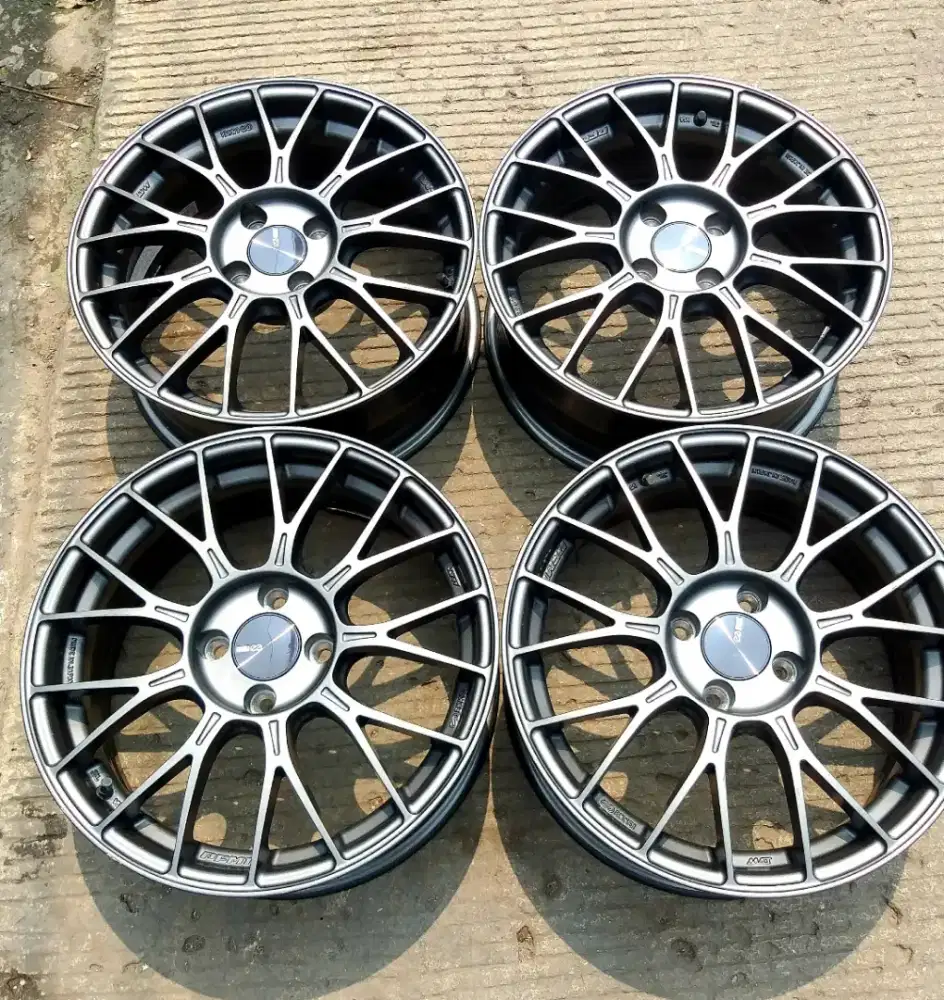 Velg original japan  Enkei R16. Pcd 100