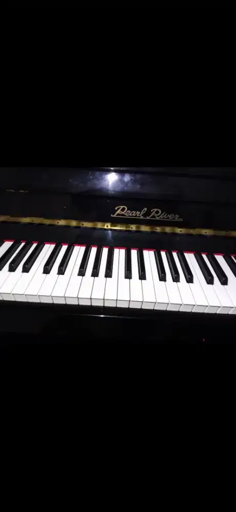 Piano pearl river up118.setara u1 yamaha bekas display .seperti baru