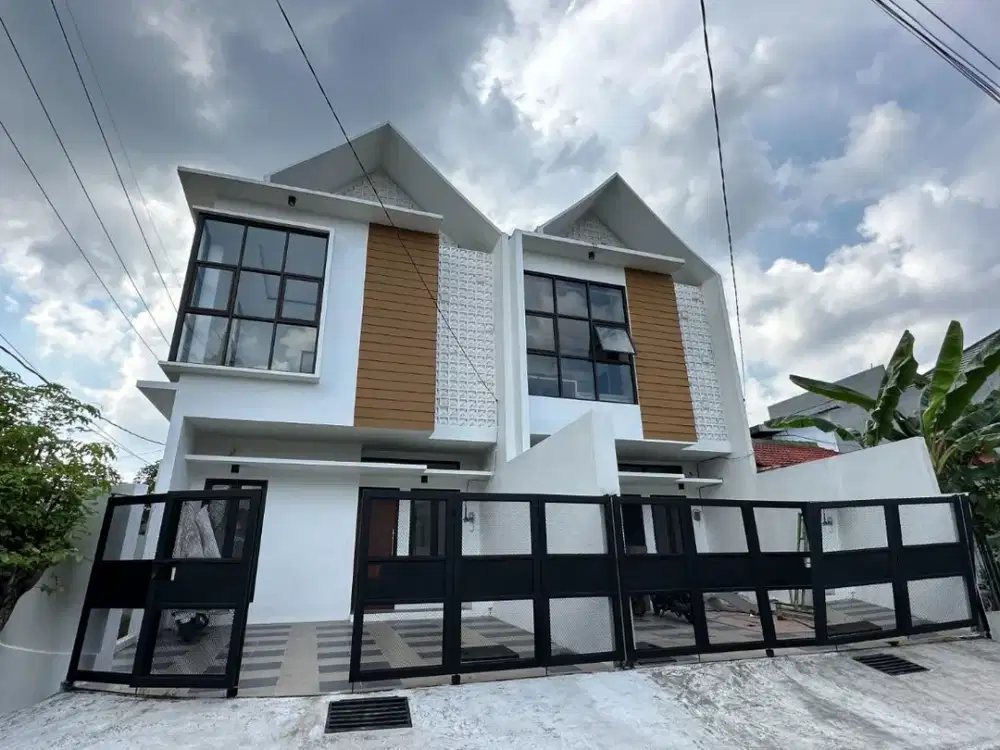 Jual Rumah Baru Siap Huni Hook di Darmo Harapan Indah Surabaya Barat