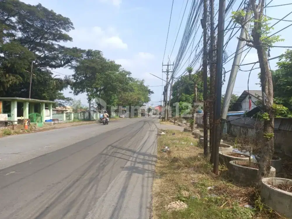 Pabrik di Tangerang Pinggir Jalan Raya