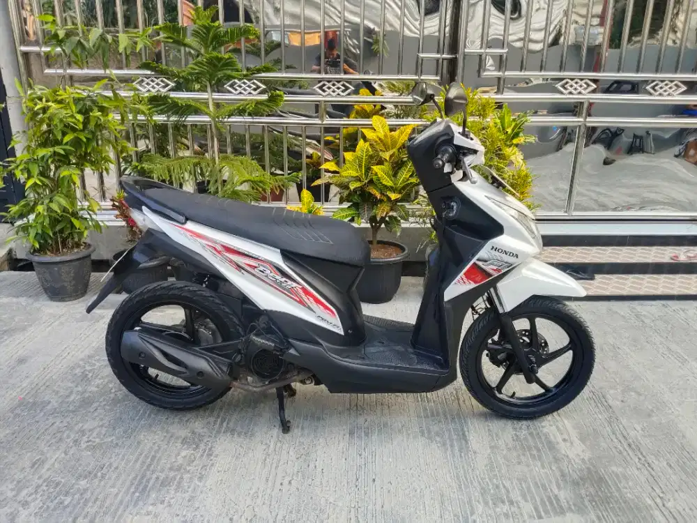 Honda Beat f1 tahun 2013 siap pakai di Tangerang
