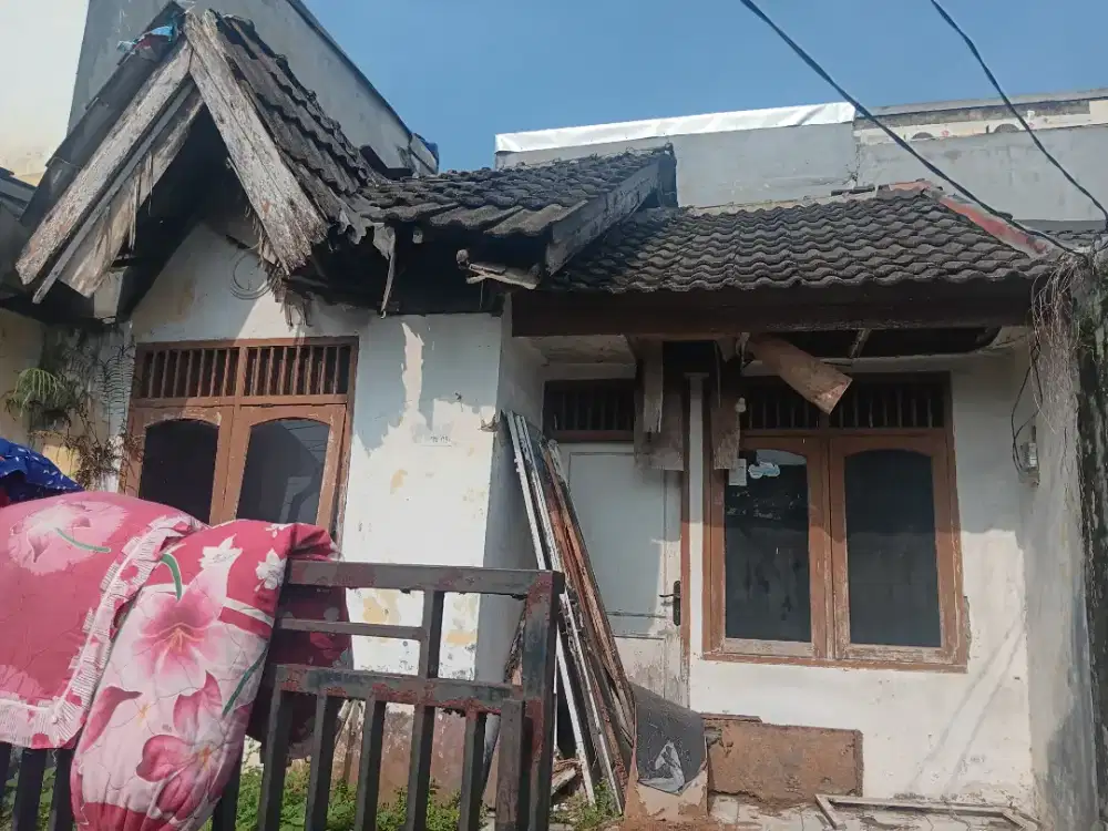 DIJUAL RUMAH PROYEK RENOV 60m² - SHM - *  
*Harga: Rp150.000.000*Nett