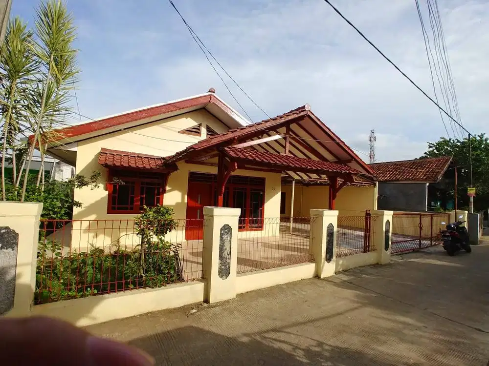 DIJUAL Cepat Rumah Luas, Terawat, Bebas Banjir (Harga Miring!!)