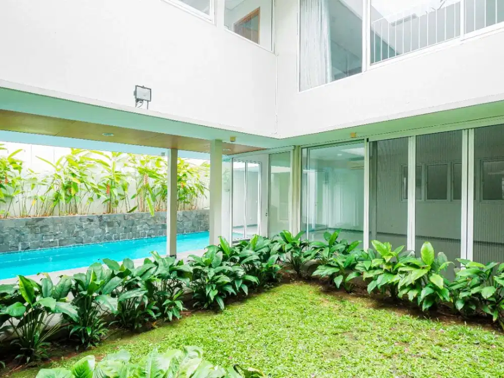 Disewakan Rumah Luxury Modern Area Mega Kuningan