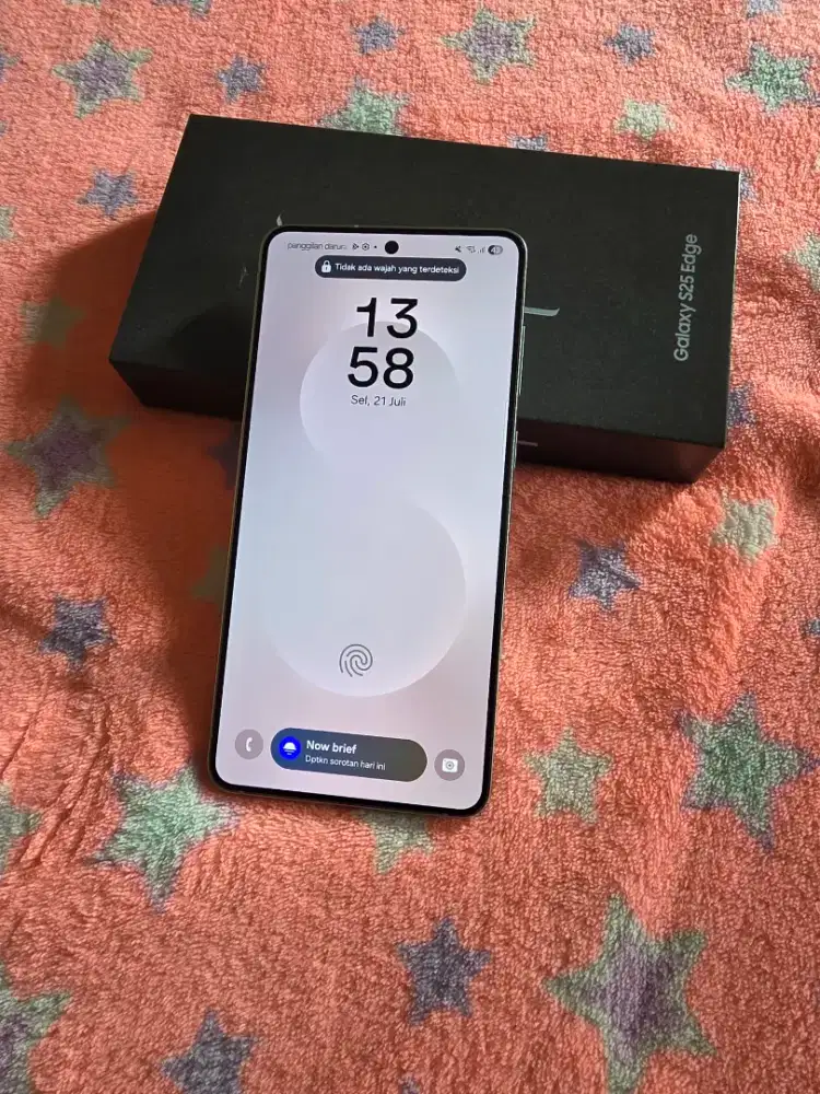 Samsung galaxy S25 edge 12/256gb mulus fullset resmi sein