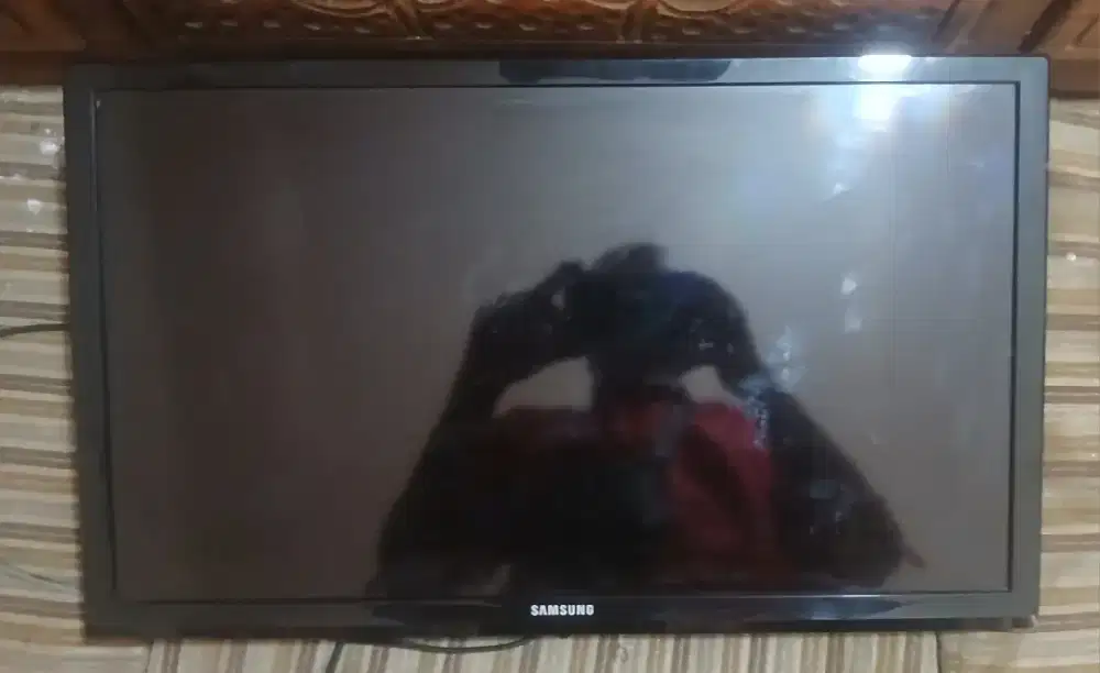 Di Jual LED SAMSUNG 23 INCI , Tipe : UA 23 H4 0003