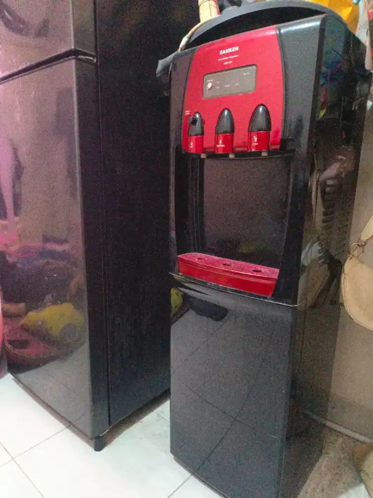 Dispenser sanken
