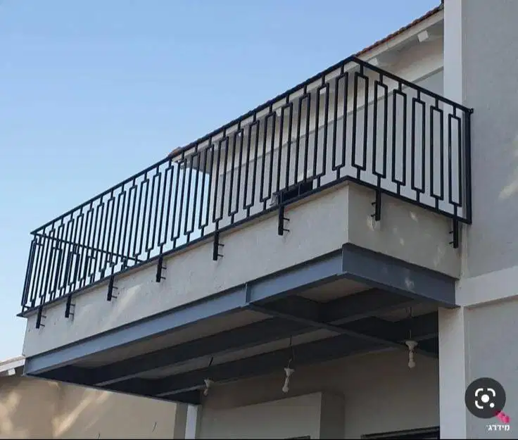 pagar balkon besi holow minimalis