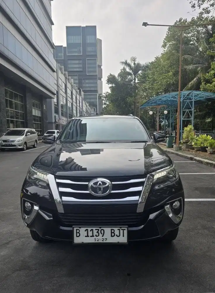 fortuner vrz 2017 km antik 63rb record tgn pertama