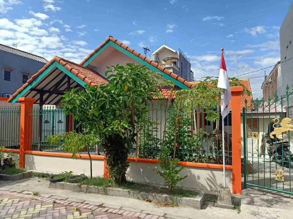 Bratang Gede Lebar 14 ‼Disewakan Rumah Cocok Untuk Usaha Tengah Kota Surabaya