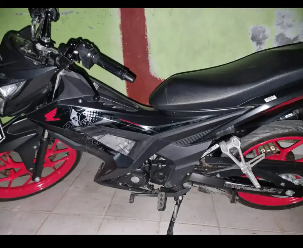 DIJUAL HONDA SONIC 2016