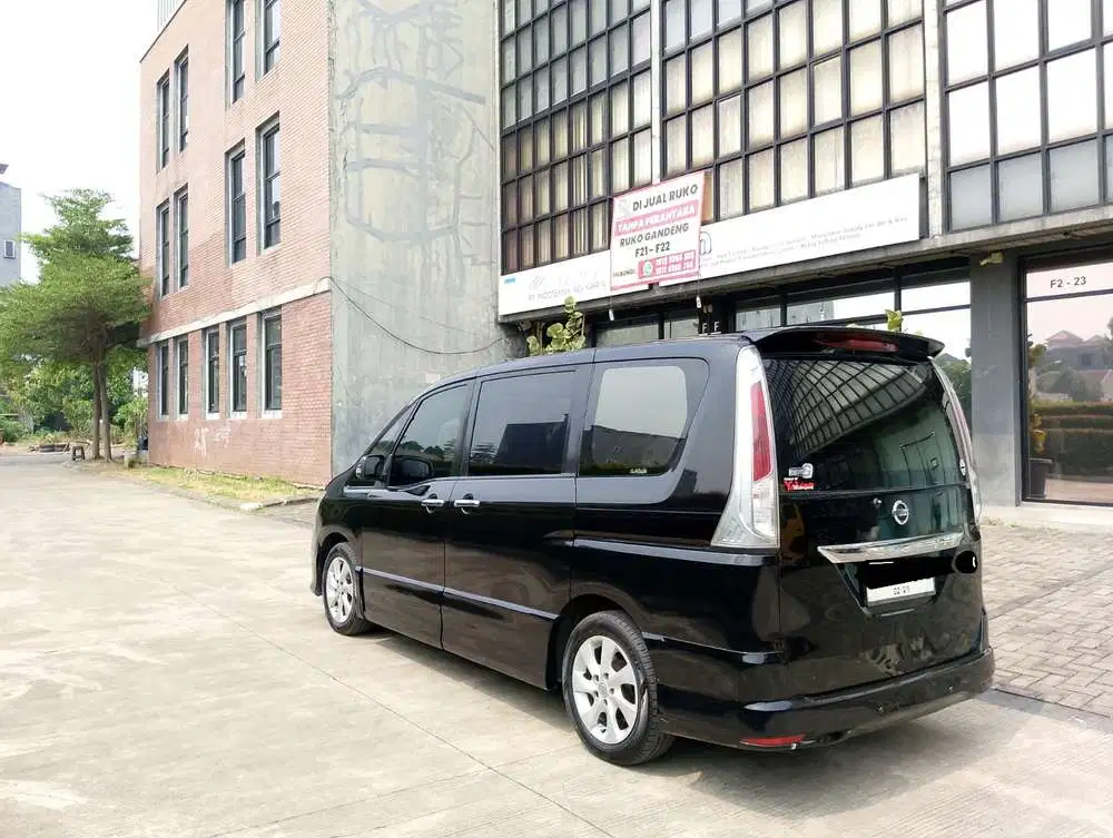 Nissan Serena 2013 Bensin