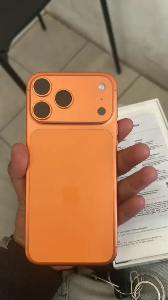 17 PROMAX 512GB IBOX FULLSET ORIGINAL GARANSI ON JUNI 2027
BH 100%