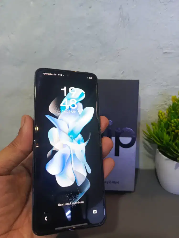 SAMSUNG Z FLIP 4 5G RAM 8/256GB ORIGINAL SEIN MULUS NORMAL FULLSHET