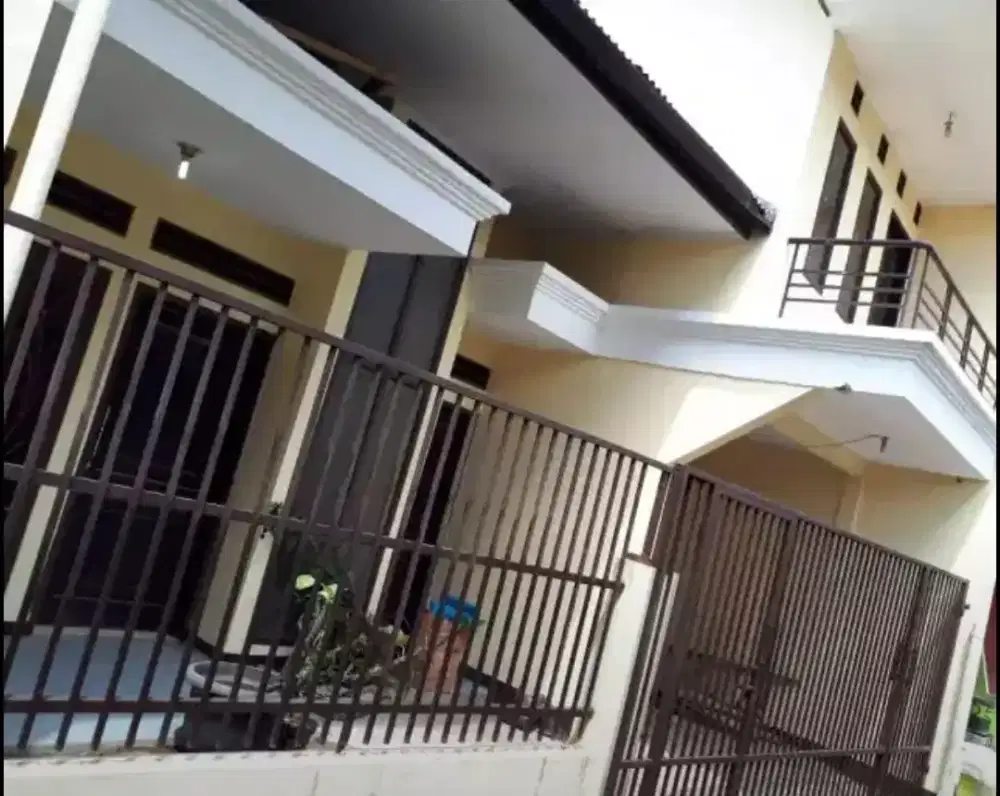Dikontrakan rumah 2LT dekat Soekarno Hatta, Cipamokolan, Riung Bandung