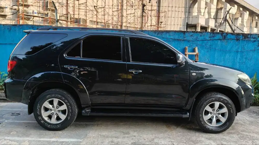 Toyota Fortuner 2007 G Lux A/T