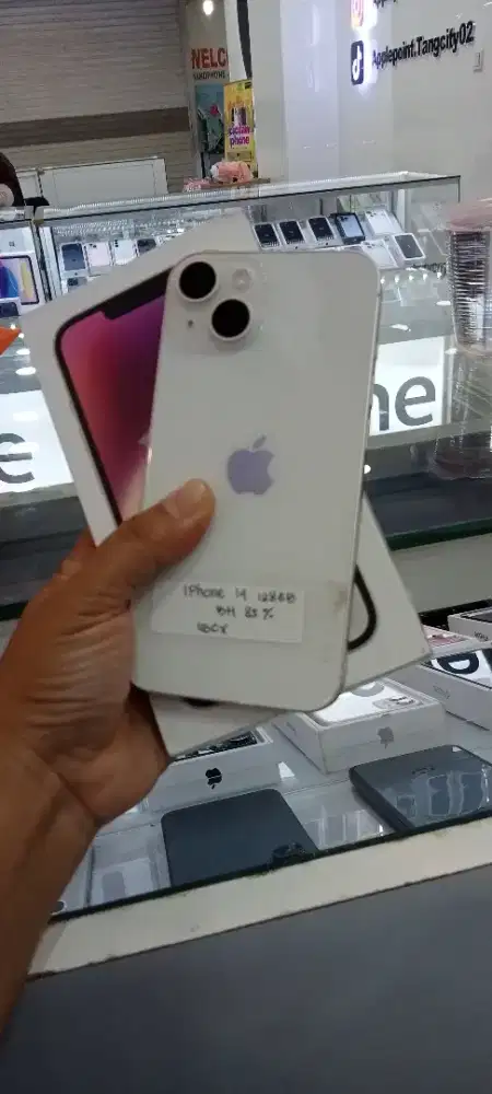 Hp second iphone 14 128gb putih ibox bh 85% fullset