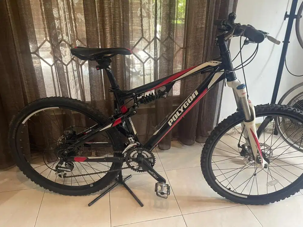 Sepeda Polygon.