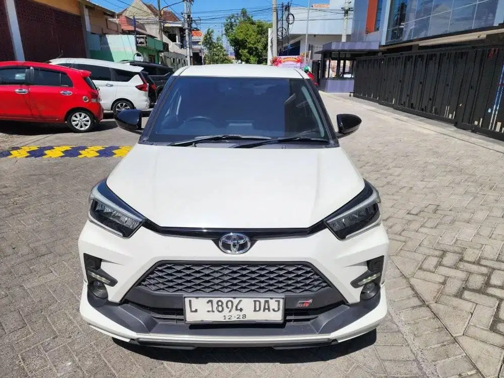 TOYOTA RAIZE 1.0 GR TURBO TWOTONE MATIC 2023 FACELIFT