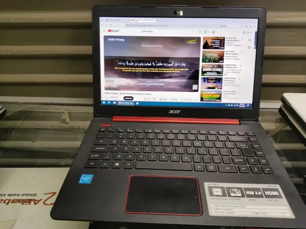 Laptop Acer one 14 mulus murah slim