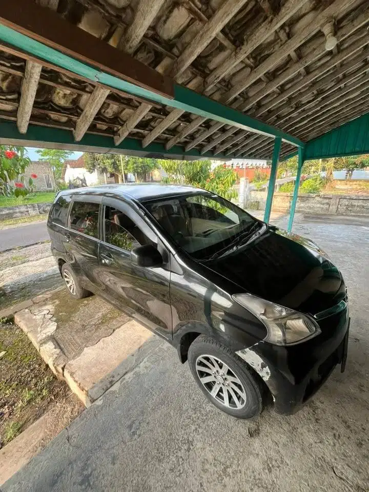 Daihatsu Xenia 1.3 R 2014 gatot bisa tukar tambah sekoto badas kediri