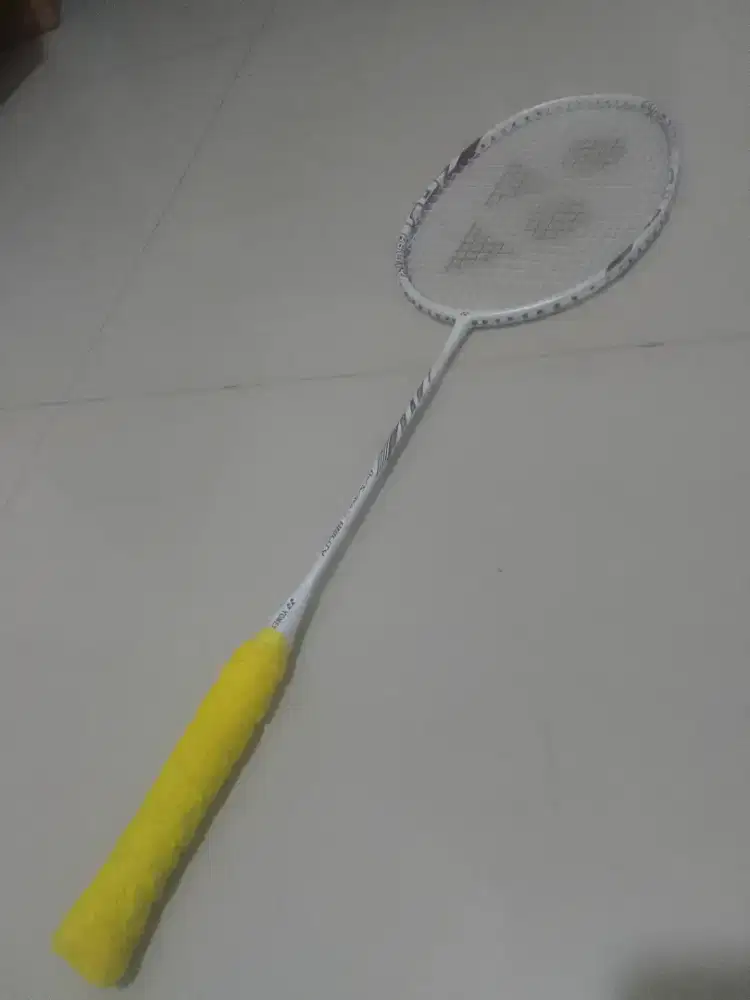 Dijual saja raket yonex
