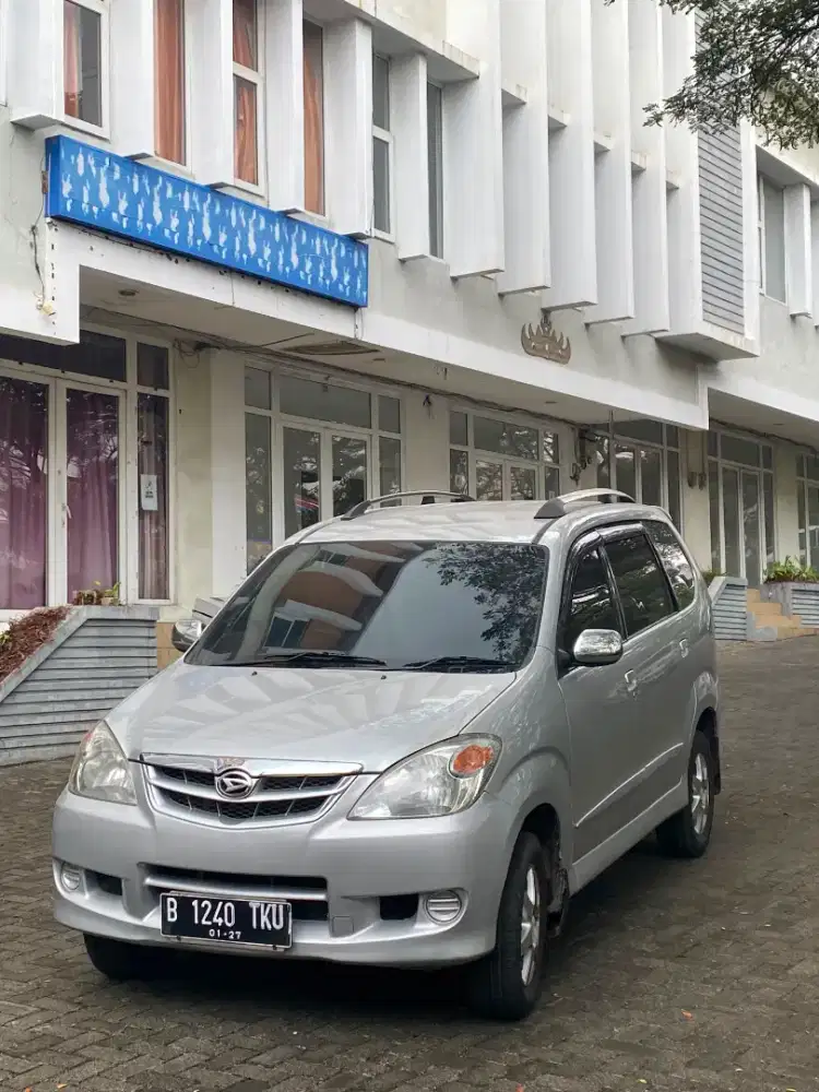 Xenia Li Deluxe Manual 2011