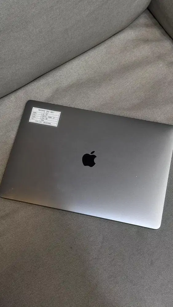 Macbook Pro 2017 16/256 GB 15 inch