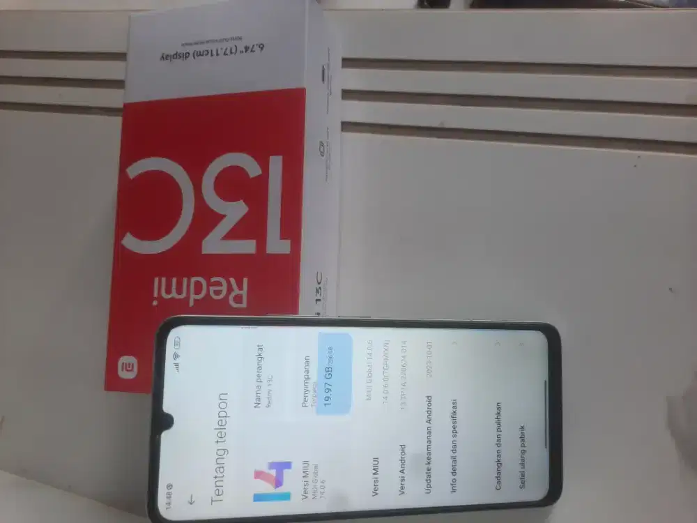 Redmi 13C (8/256) minus dikit