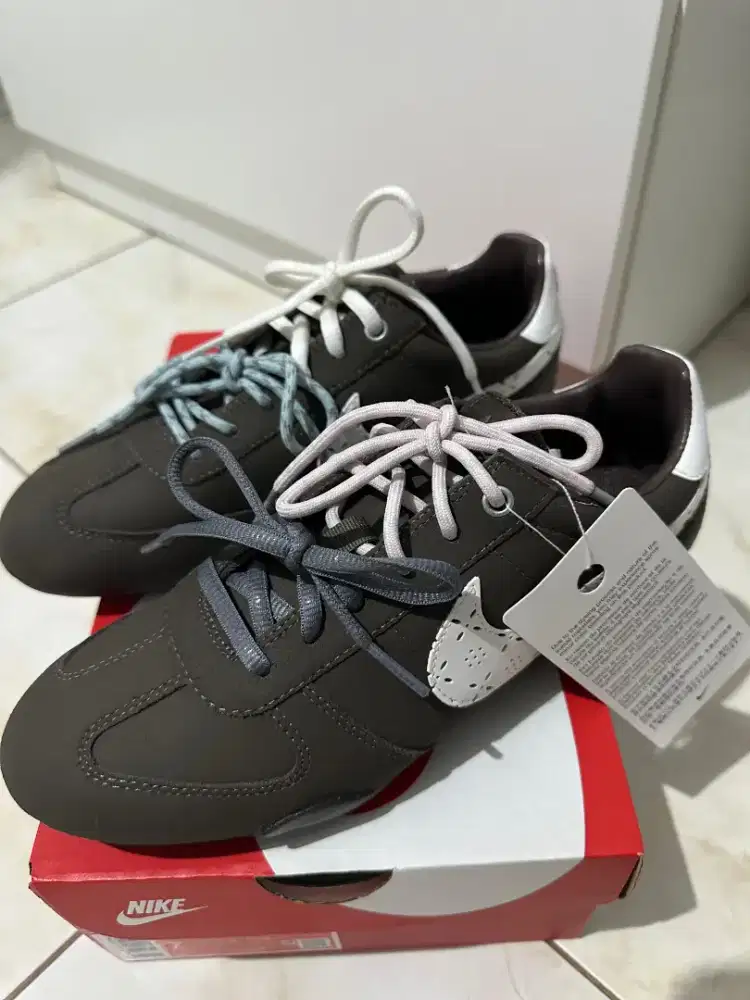 NIKE SPRINT SISTER (W)