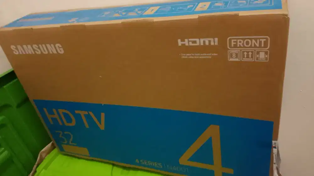 Dijual TV LED Samsung 32 Inch Seri UA32N4001 (Series 4).