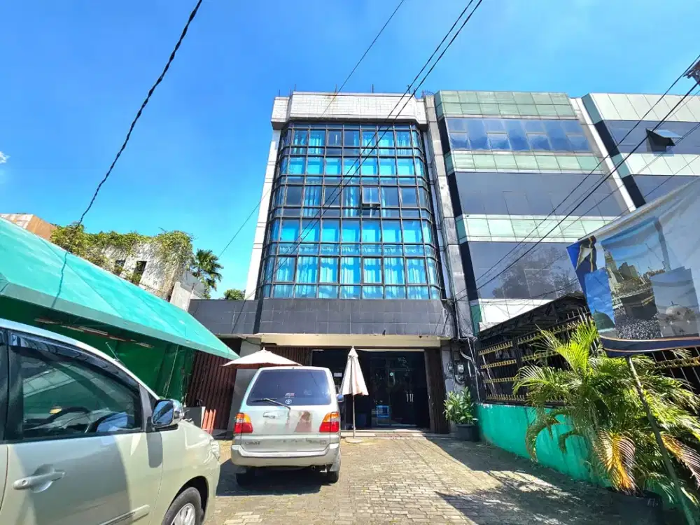 RUKO GANDENG 4,5LT BAGUS UNTUK KANTOR DI JALAN RAYA RAWAMANGUN JAKARTA TIMUR