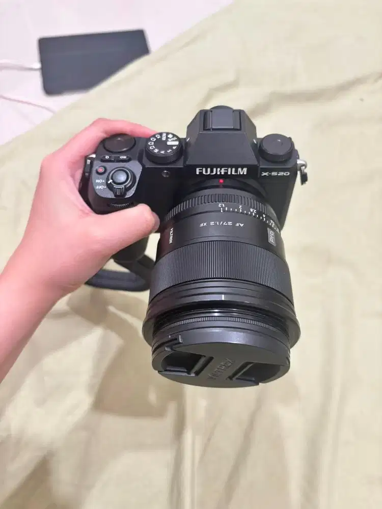 Fujifilm XS-20 & Lensa Viltrox 27mm/f1.2