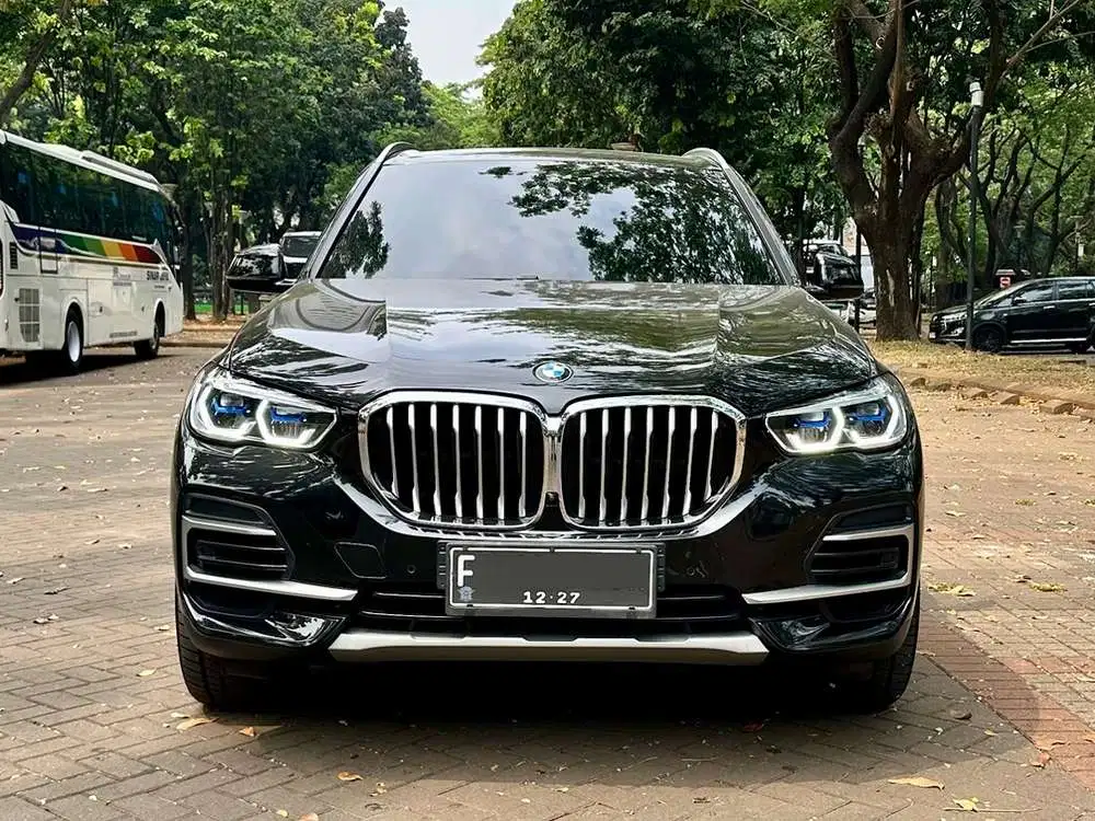 BMW X5 xDrive40i xLine G05 2022 - HARGA CASH
