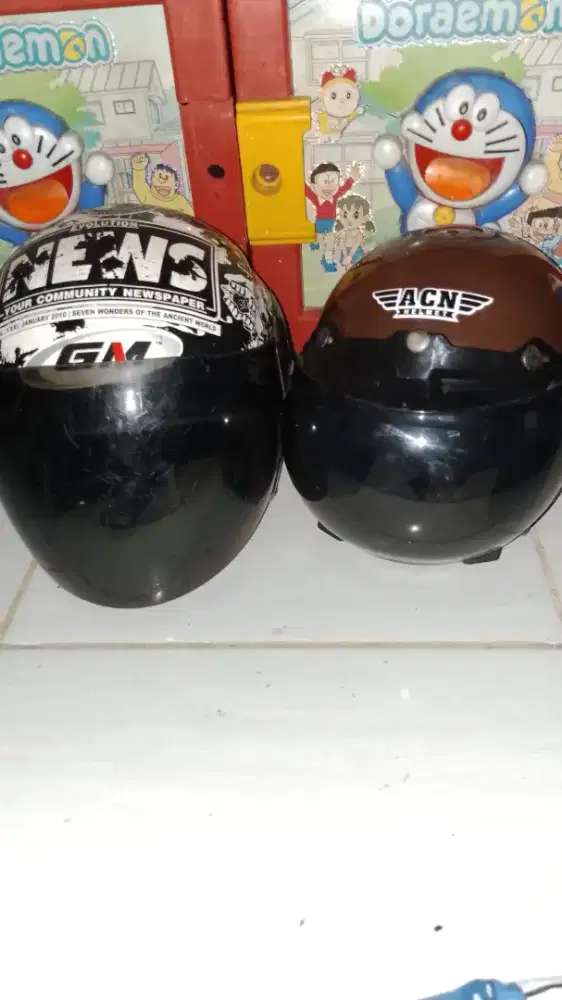 Helm bekas msh bagus