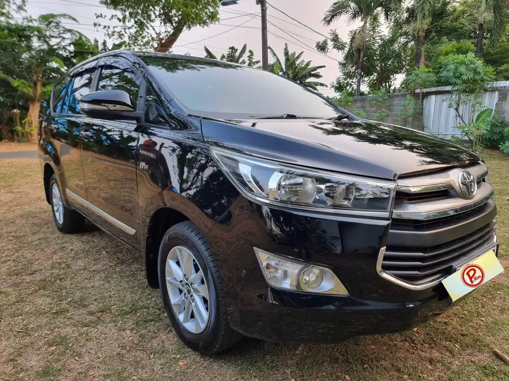 INNOVA V LUX MATIC BENSIN 2018 BULAN 1 AN PRIBADI KM LOW FULL ORISINIL