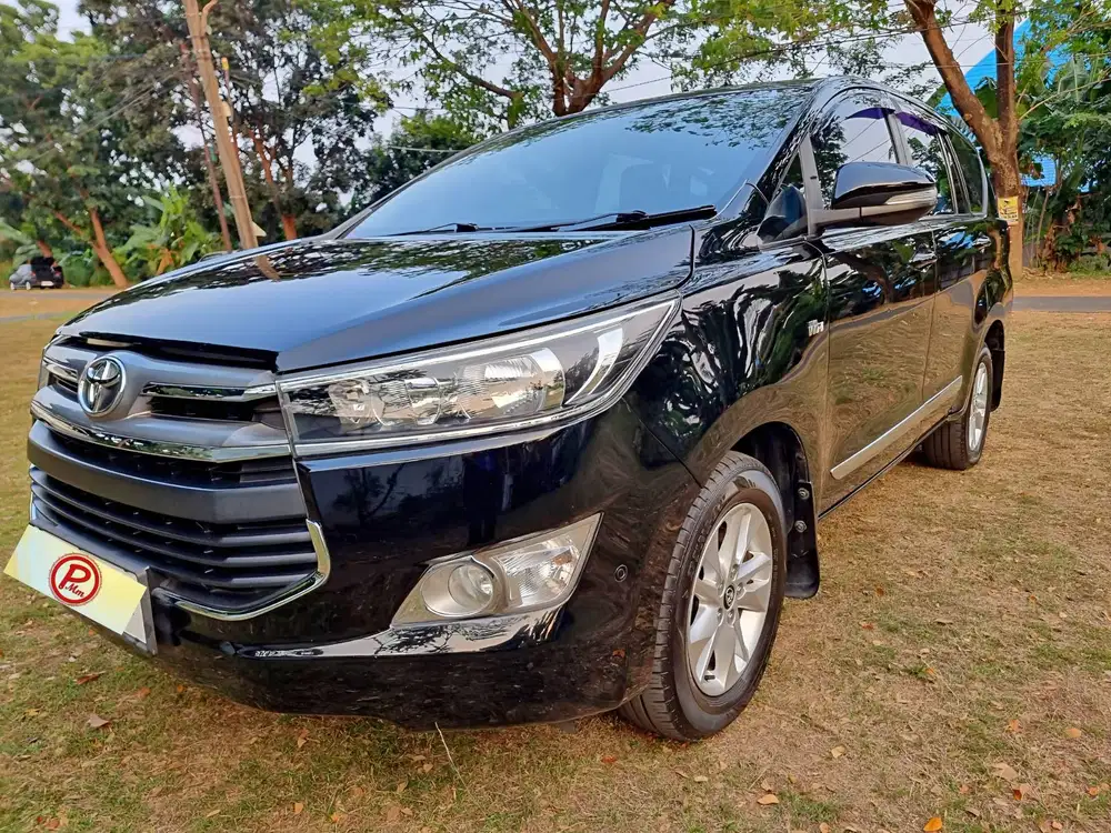 INNOVA V LUX MATIC BENSIN 2018 BULAN 1 AN PRIBADI KM LOW FULL ORISINIL