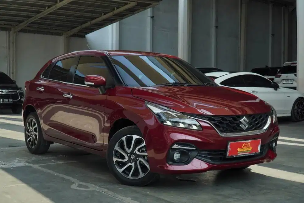 Suzuki Baleno HB Matic tahun 2023 Merah marun Hatchback AT DP minim