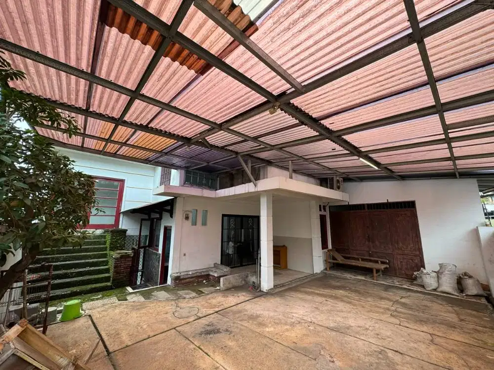Rumah Multifungsi! Ada Toko, Basement & Dekat Exit Tol Cijago