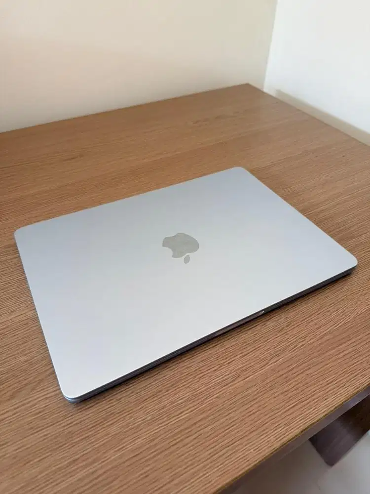 Apple Macbook Air M4 13 Skyblue