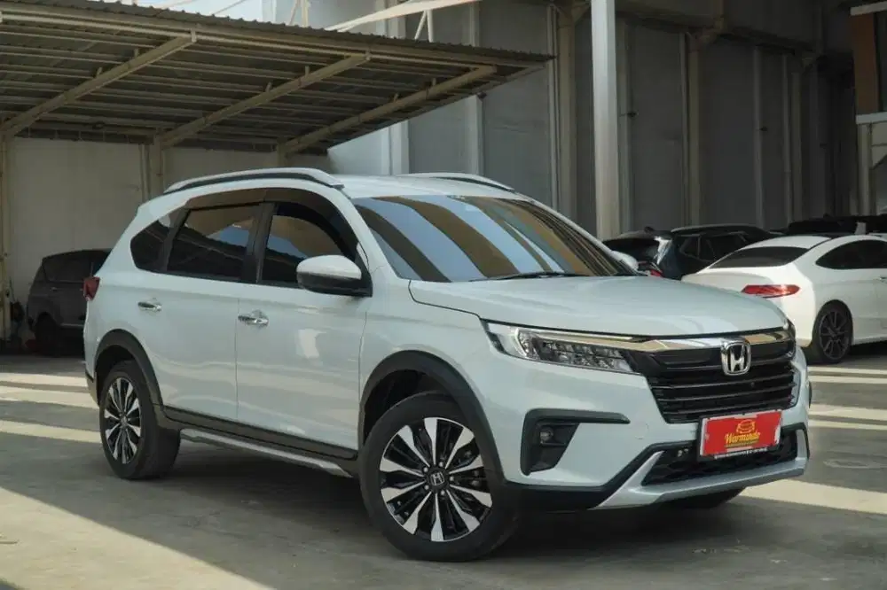 Honda BRV Prestige Sensing CVT 2023 Putih BR-V Matic AT DP minim