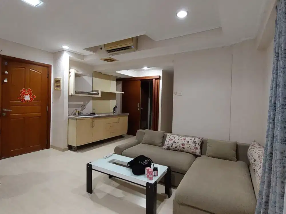 Apartemen Waterplace 3BR, Siap Huni, Semi Furnish,Selangkah ke Mall, Luas 73