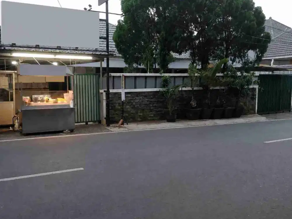 Rumah Megah Cocok Untuk Hunian Besar Di Pancoran Jakarta Selatan