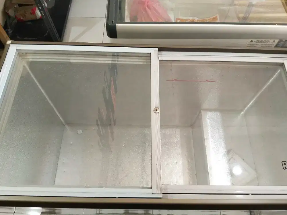 Freezer RSA 200L