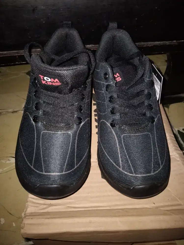 Sepatu Sekolah SD SMP