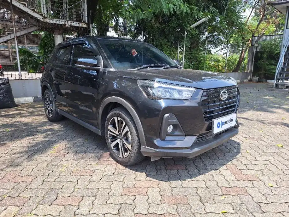 Daihatsu Rocky AT 2024 UYV
