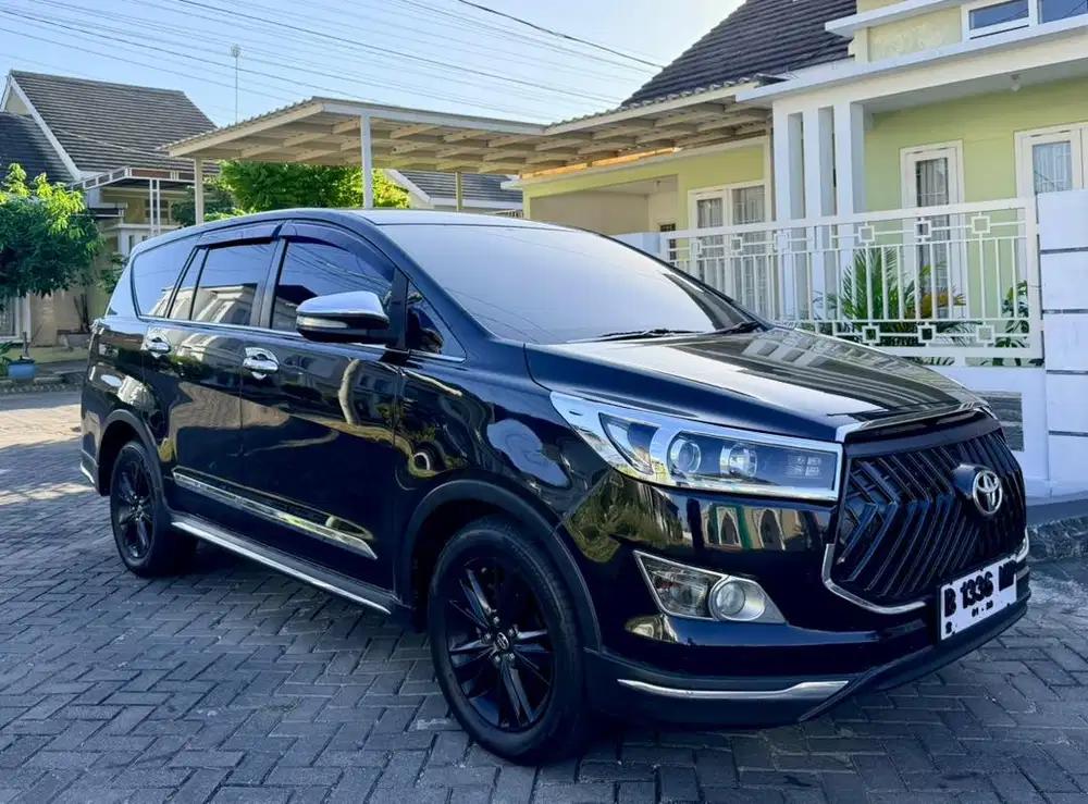 Kijang innova G diesel metik th 2016 pmk look venturer