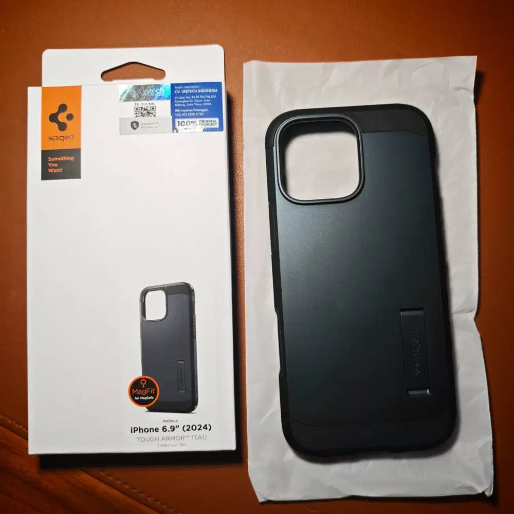 Spigen Tough Armor iPhone 16 Pro Max (Magsafe & Camera Control)