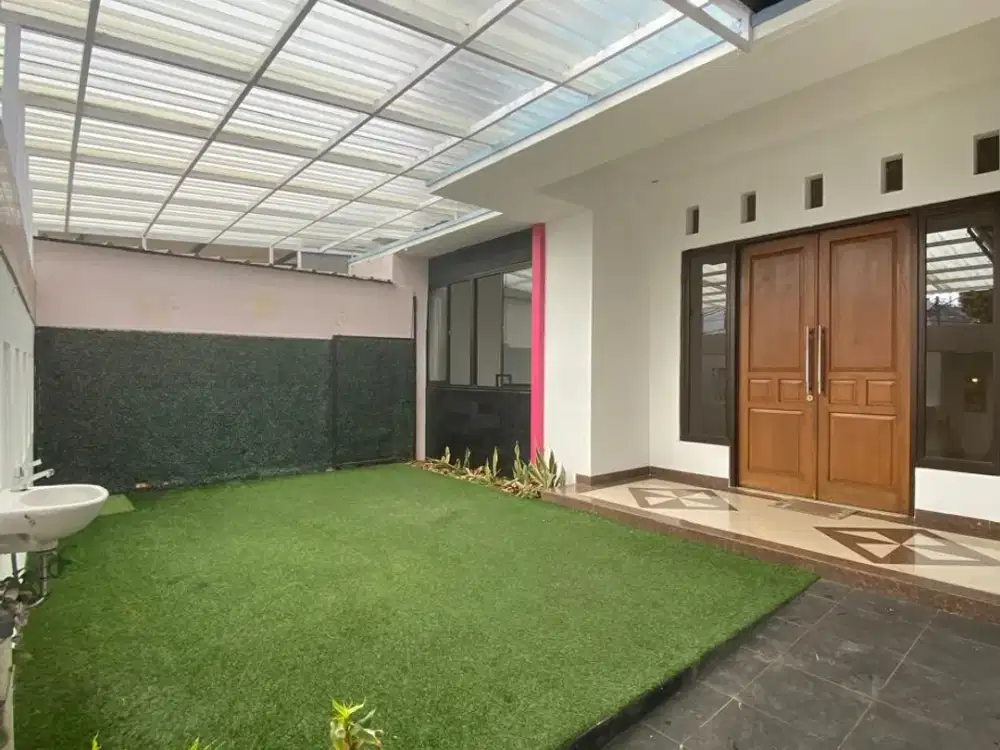 Rumah Strategis Nusaloka BSD City Pinggir Jalan, Cocok Usaha & Dekat Pasar Modern