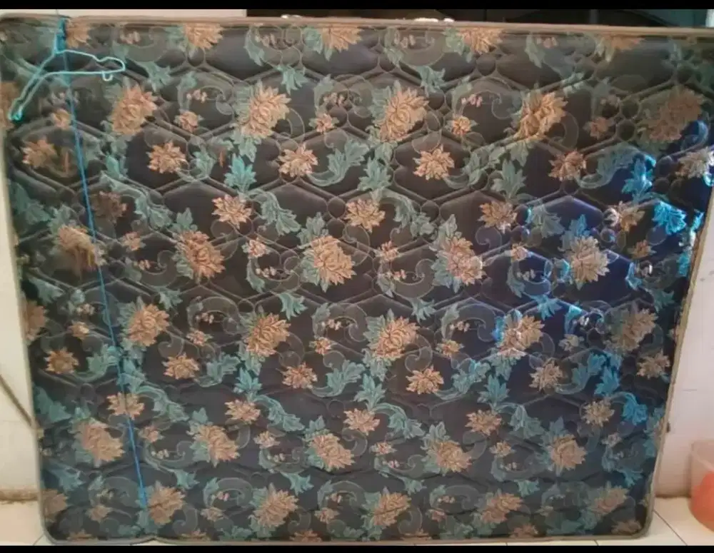 Spring Bad central Deluxe 160× 200